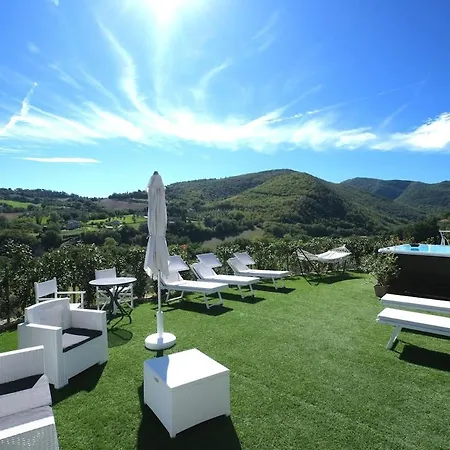 Le Cune, Grottino - Ac, Pool & Jacuzzi * Palazzo (Ancona)